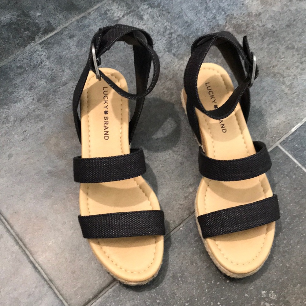 Lucky brand sandals